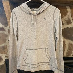 Abercrombie & Fitch Light Gray Hoodie Sweater